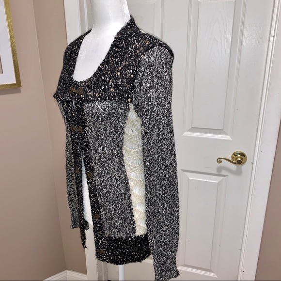 Buckle BKE/BOUTIQUE Crochet/Knit Black & Cream Cardigan Sweater - Picture 3 of 7